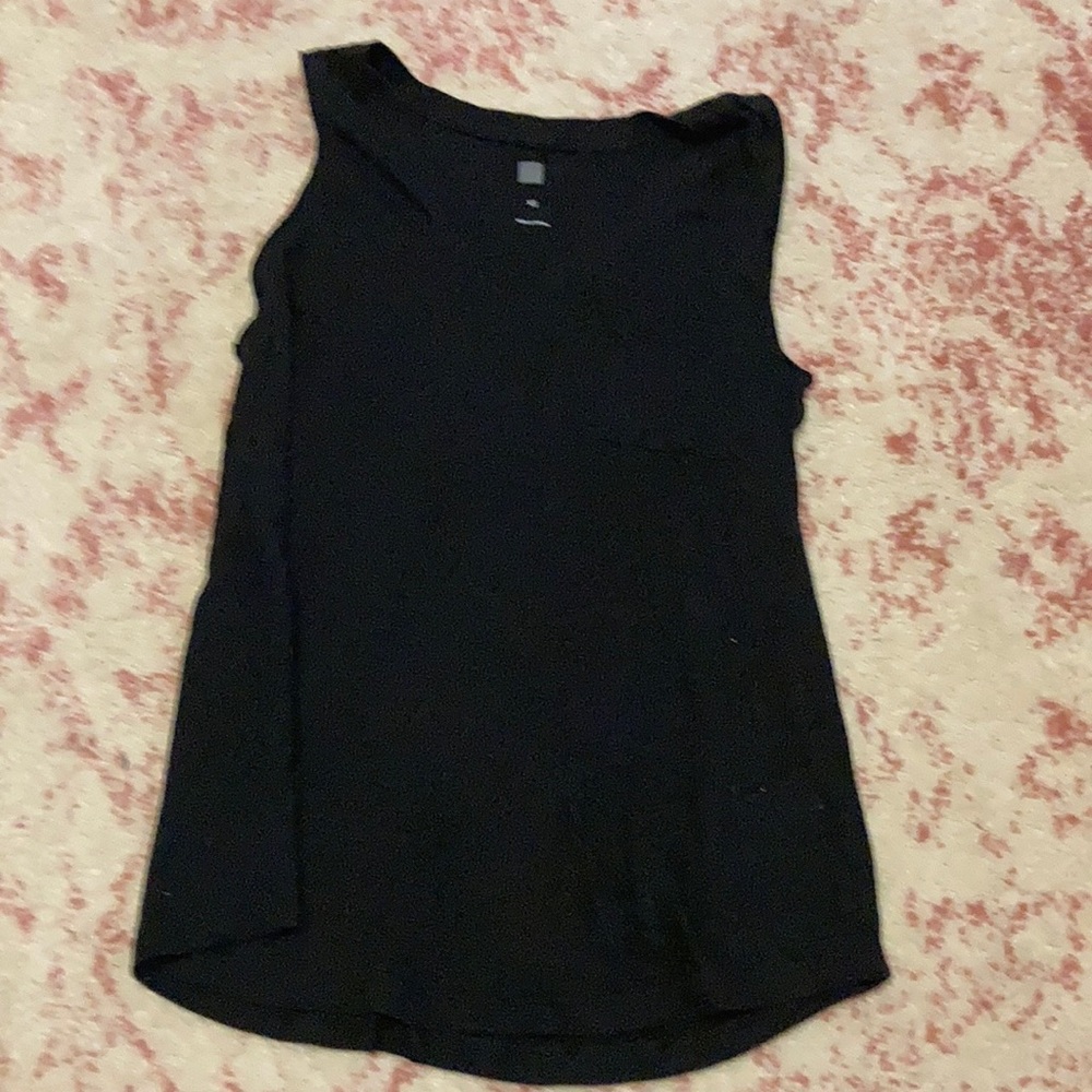 Black tank top.